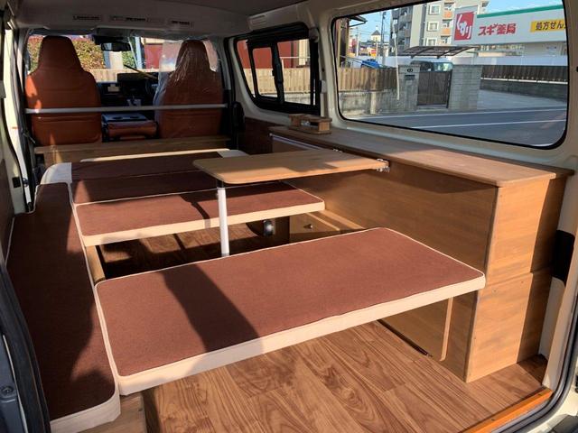 ハイエースバン リアルウッドキャンパー仕様 車中泊仕様 Carsmeet Web 自動車情報サイト Le Volant Carsmeet Web ル ボラン カーズミート ウェブ