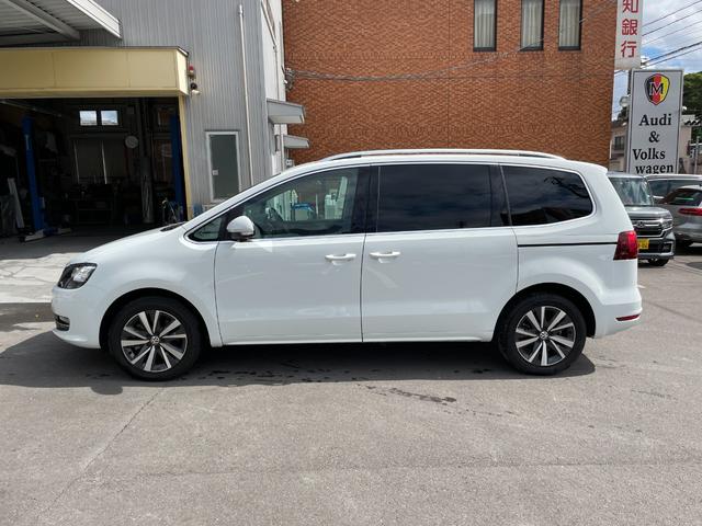 TDI ハイライン ナビ TV バックカメラ レザーシート アダプティブクルーズ レーンキープ ブランドスポット(4枚目)