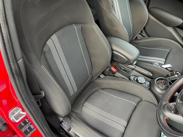 ＭＩＮＩ クーパーＳ　ＨＤＤナビ　バックカメラ　アダプティブクルーズ（11枚目）