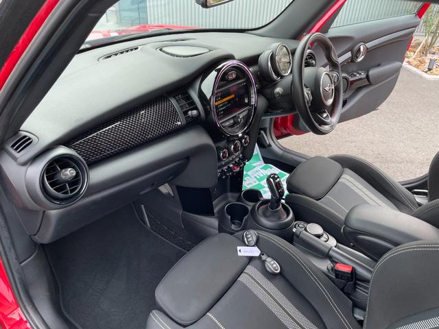 ＭＩＮＩ クーパーＳ　ＨＤＤナビ　バックカメラ　アダプティブクルーズ（25枚目）