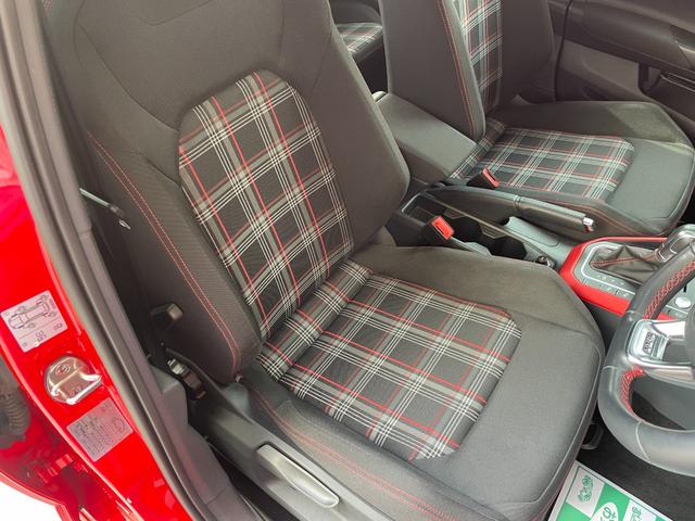 ポロＧＴＩ ベースグレード　ナビ　ＴＶ　バックカメラ　ＥＴＣ　アダプティブクルーズ　ブラインドスポット（11枚目）