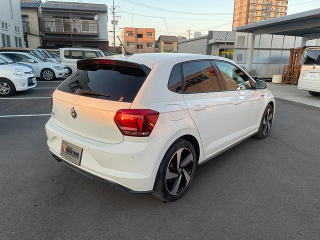 ポロＧＴＩ ベースグレード　ナビ　ＴＶ　バックカメラ　アダプティブクルーズ　ブラインドスポット（9枚目）