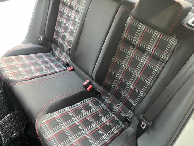 ポロＧＴＩ ベースグレード　ナビ　ＴＶ　バックカメラ　アダプティブクルーズ　ブラインドスポット（20枚目）