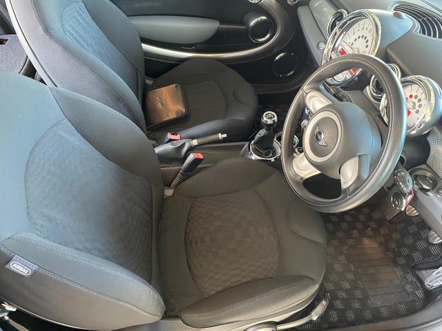 ＭＩＮＩ クーパーＳ　社外ナビ　ＴＶ　バックカメラ　社外足回り　マフラー（10枚目）