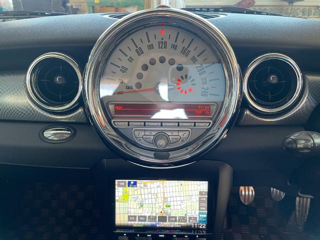 ＭＩＮＩ クーパーＳ　社外ナビ　ＴＶ　バックカメラ　社外足回り　マフラー（13枚目）