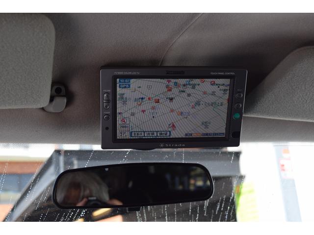 ダッジ・ラム ミディアム 3列シート フルフラットシート リアサイド観音ドア ナビ ETC カスタムグリル クルーズコントロール キーレス 16インチクロームホイール BFグッドリッチホワイトレタータイヤ(21枚目)