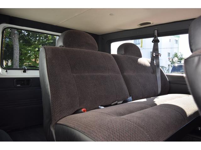 ダッジ・ラム ミディアム 3列シート フルフラットシート リアサイド観音ドア ナビ ETC カスタムグリル クルーズコントロール キーレス 16インチクロームホイール BFグッドリッチホワイトレタータイヤ(35枚目)