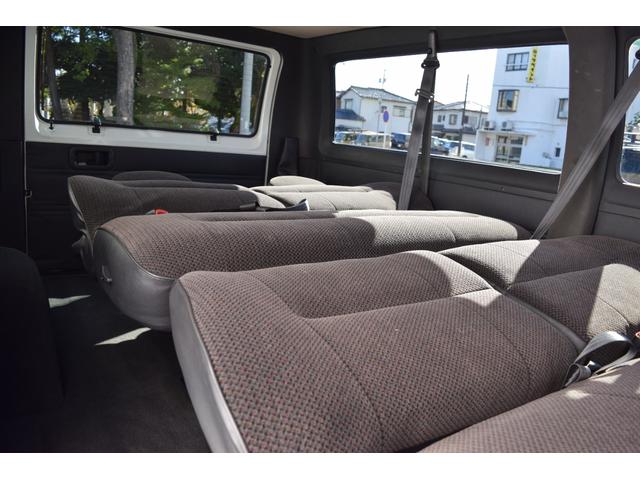 ダッジ・ラム ミディアム 3列シート フルフラットシート リアサイド観音ドア ナビ ETC カスタムグリル クルーズコントロール キーレス 16インチクロームホイール BFグッドリッチホワイトレタータイヤ(52枚目)