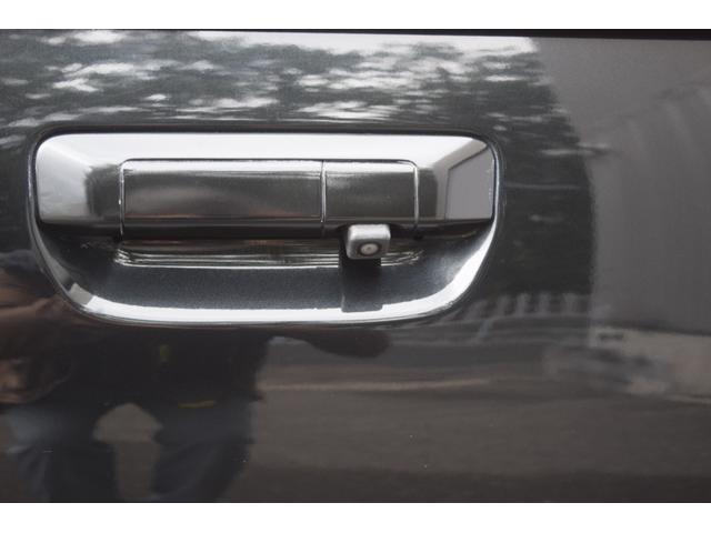 タコマ アクセスキャブ ローダウン ハードトノカバーアブソーバー付 新品BFグッドリッチホワイトレタータイヤ デイトナホイール 新品ヘッドライトレンズ ナビフルセグTV・Bluetooth対応 バックカメラ ETC キーレス(16枚目)