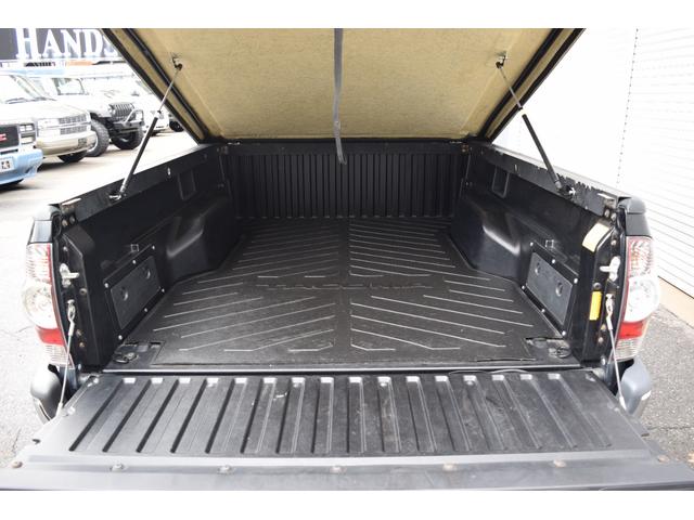 タコマ アクセスキャブ ローダウン ハードトノカバーアブソーバー付 新品BFグッドリッチホワイトレタータイヤ デイトナホイール 新品ヘッドライトレンズ ナビフルセグTV・Bluetooth対応 バックカメラ ETC キーレス(18枚目)