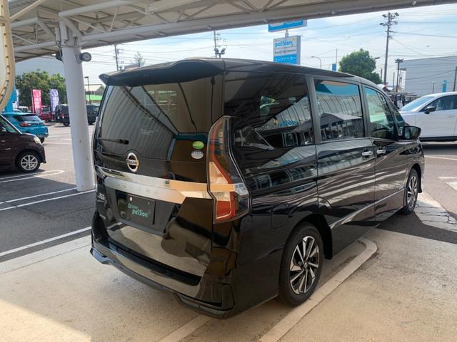 ハイウェイスターV 登録済未使用車 両側電動スライド スマートキー セーフティAパック LEDライト デュアルオートライト プッシュスタート 3列8人乗り LEDライト 全方位カメラ アルミホイール(9枚目)