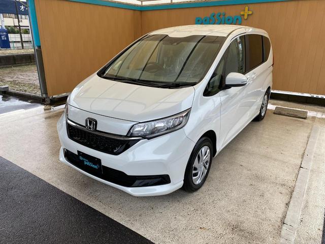 G 登録済未使用車 シートヒーター バックカメラ 両側電動スライドドア スマートキー ホンダセンシング アイドリングストップ プッシュスタート 衝突軽減ブレーキ デジタルメーター 3列6人乗り オートAC(3枚目)