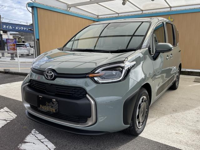 シエンタ ハイブリッドＺ　登録済未使用車　両側電動スライドドア　ディスプレイオーディオ＋　アダクティブクルーズコントロール　パノラミックビュー　ＬＥＤヘッドライト　ＥＴＣ　電動格納ドアミラー　ハイブリッド車　オートエアコン（5枚目）