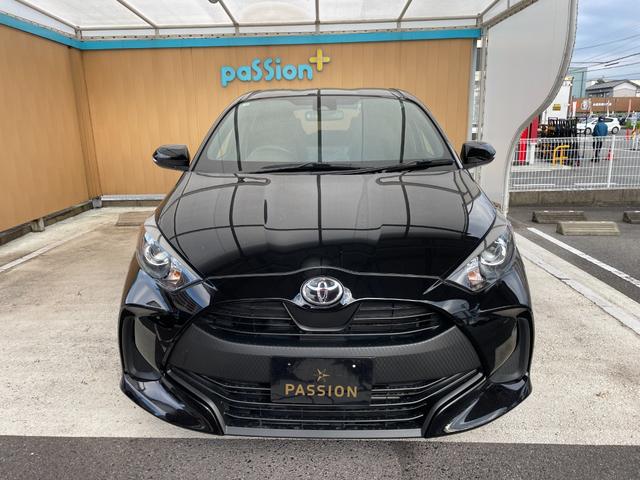 ヤリス Ｘ　車検２年　衝突被害軽減ブレーキ　ディスプレイオーディオ　バックカメラ　横滑り防止機能　オートハイビーム　ＬＥＤヘッドライト　スマートキー　パワーウインドウ　マニュアルエアコン　保証あり（6枚目）