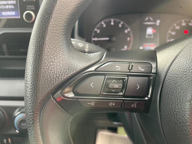 ヤリス Ｘ　車検２年　衝突被害軽減ブレーキ　ディスプレイオーディオ　バックカメラ　横滑り防止機能　オートハイビーム　ＬＥＤヘッドライト　スマートキー　パワーウインドウ　マニュアルエアコン　保証あり（16枚目）