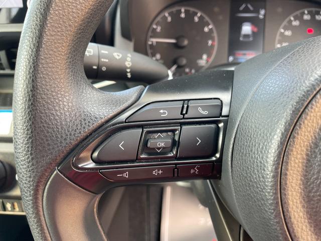 ヤリス Ｘ　車検２年　衝突被害軽減ブレーキ　コーナーセンサー　ディスプレイオーディオ　スマートキー　ＬＥＤヘッドライト　マニュアルエアコン　オートハイビーム　電動格納ドアミラー　ＥＴＣ　光軸調整機能（16枚目）