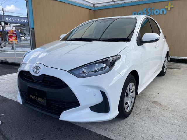 ヤリス Ｘ　車検２年　衝突被害軽減ブレーキ　コーナーセンサー　ディスプレイオーディオ　スマートキー　電動格納ドアミラー　ＥＴＣ　バックカメラ　ＬＥＤヘッドライト　マニュアルエアコン　パワーウインドウ（5枚目）