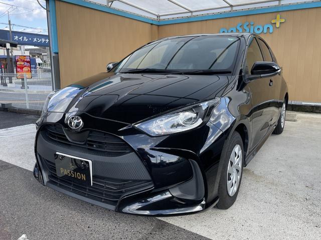 ヤリス Ｘ　車検２年　衝突被害軽減ブレーキ　スマートキー　ディスプレイオーディオ　バックカメラ　マニュアルエアコン　ＥＴＣ　電動格納ドアミラー　ＬＥＤヘッドライト　オートハイビーム　パワーウインドウ（5枚目）