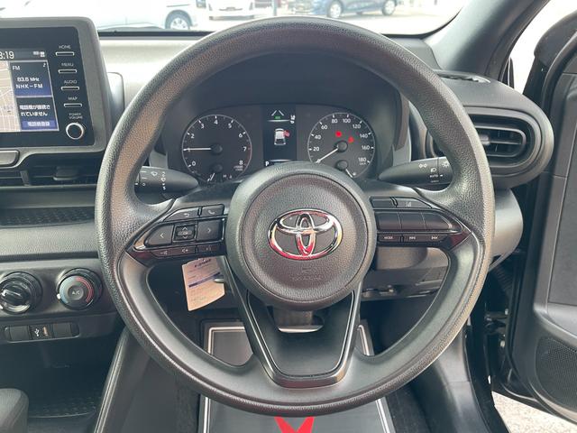 ヤリス Ｘ　車検２年　衝突被害軽減ブレーキ　スマートキー　ディスプレイオーディオ　バックカメラ　マニュアルエアコン　ＥＴＣ　電動格納ドアミラー　ＬＥＤヘッドライト　オートハイビーム　パワーウインドウ（15枚目）