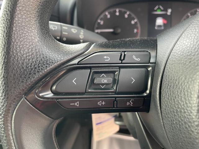 ヤリス Ｘ　車検２年　衝突被害軽減ブレーキ　スマートキー　ディスプレイオーディオ　バックカメラ　マニュアルエアコン　ＥＴＣ　電動格納ドアミラー　ＬＥＤヘッドライト　オートハイビーム　パワーウインドウ（16枚目）