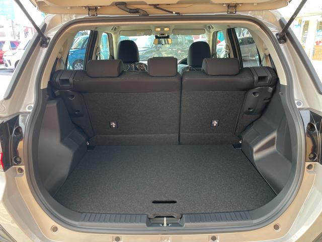 ライズ Ｇ　登録済未使用車　ナビレディパッケージ　衝突被害軽減ブレーキ　コーナーセンサー　スマートキー　アイドリングストップ　バックカメラ　電動格納ドアミラー　横滑り防止機能　パワーウインドウ　ＬＥＤヘッドライト（11枚目）