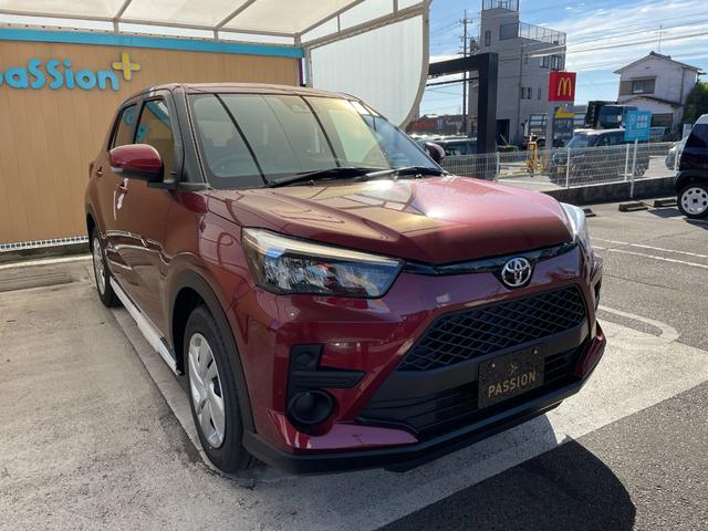 ライズ Ｘ　登録済未使用車　ナビレディパッケージ　衝突被害軽減ブレーキ　コーナーセンサー　スマートキー　アイドリングストップ　バックカメラ　電動格納ドアミラー　横滑り防止機能　パワーウインドウ　ＬＥＤヘッドライト（7枚目）