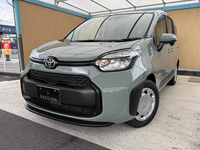 シエンタ X 登録済未使用車 片側電動スライドドア 衝突被害軽減ブレーキ コーナーセンサー スマートキー LEDヘッドライト アダクティブクルーズコントロール 横滑り防止機能 電動格納ドアミラー オートエアコン(4枚目)