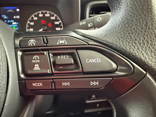 シエンタ X 登録済未使用車 片側電動スライドドア 衝突被害軽減ブレーキ コーナーセンサー スマートキー LEDヘッドライト アダクティブクルーズコントロール 横滑り防止機能 電動格納ドアミラー オートエアコン(17枚目)