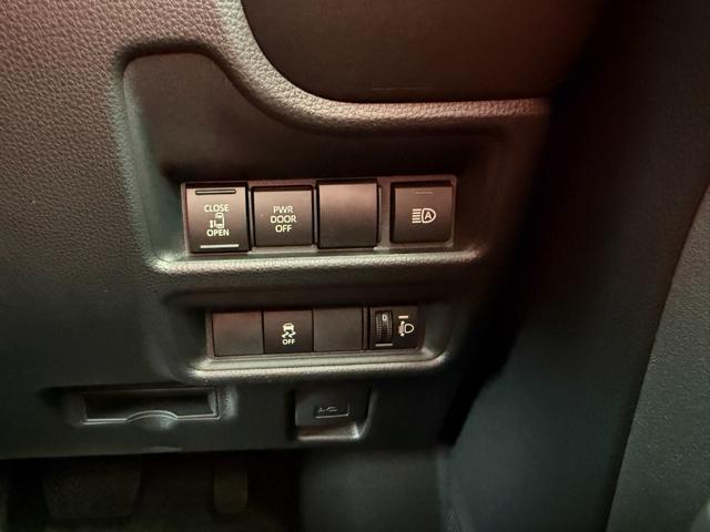 シエンタ X 登録済未使用車 片側電動スライドドア 衝突被害軽減ブレーキ コーナーセンサー スマートキー LEDヘッドライト アダクティブクルーズコントロール 横滑り防止機能 電動格納ドアミラー オートエアコン(18枚目)