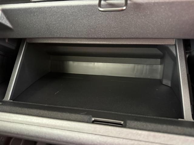 シエンタ X 登録済未使用車 片側電動スライドドア 衝突被害軽減ブレーキ コーナーセンサー スマートキー LEDヘッドライト アダクティブクルーズコントロール 横滑り防止機能 電動格納ドアミラー オートエアコン(20枚目)