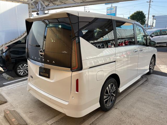 セレナ ハイウェイスターV 登録済未使用車 両側電動スライドドア 衝突被害軽減ブレーキ コーナーセンサー スマートキー アラウンドビューモニター アイドリングストップ プロパイロット 電動格納ドアミラー オートエアコン(8枚目)