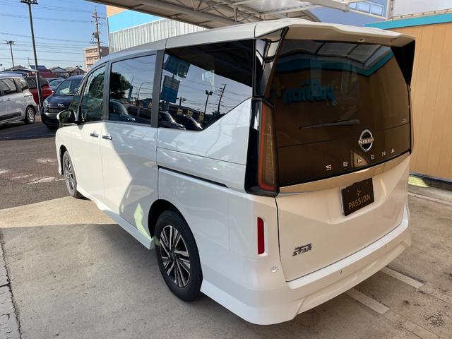 セレナ ハイウェイスターV 登録済未使用車 両側電動スライドドア 衝突被害軽減ブレーキ コーナーセンサー スマートキー アラウンドビューモニター アイドリングストップ プロパイロット 電動格納ドアミラー オートエアコン(10枚目)