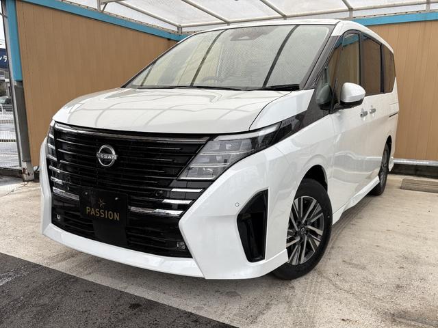 セレナ e-パワー ハイウェイスターV 登録済未使用車 両側電動スライドドア 衝突被害軽減ブレーキ コーナーセンサー スマートキー アラウンドビューモニター アイドリングストップ プロパイロット 電動格納ドアミラー オートエアコン(4枚目)