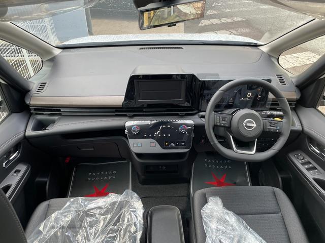 セレナ e-パワー ハイウェイスターV 登録済未使用車 両側電動スライドドア 衝突被害軽減ブレーキ コーナーセンサー スマートキー アラウンドビューモニター アイドリングストップ プロパイロット 電動格納ドアミラー オートエアコン(12枚目)