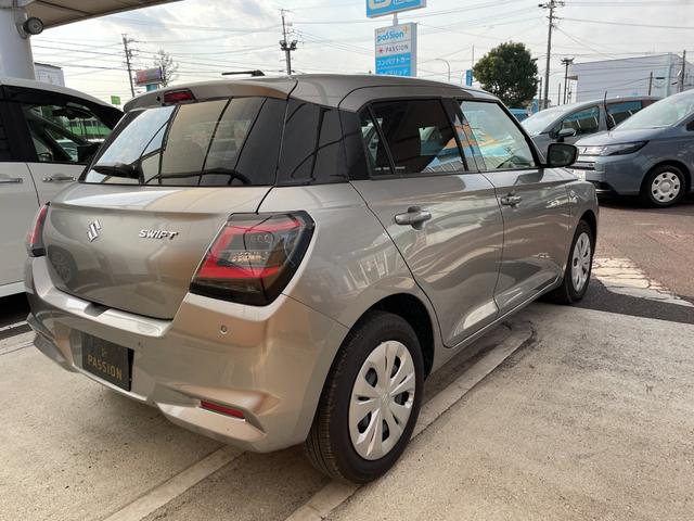 スイフト XG 車検9年7月 衝突被害軽減ブレーキ コーナーセンサー スマートキー アダクティブクルーズコントロール パワーウインドウ LEDヘッドライト 電動格納ドアミラー シートヒーター セキュリティアラーム(8枚目)