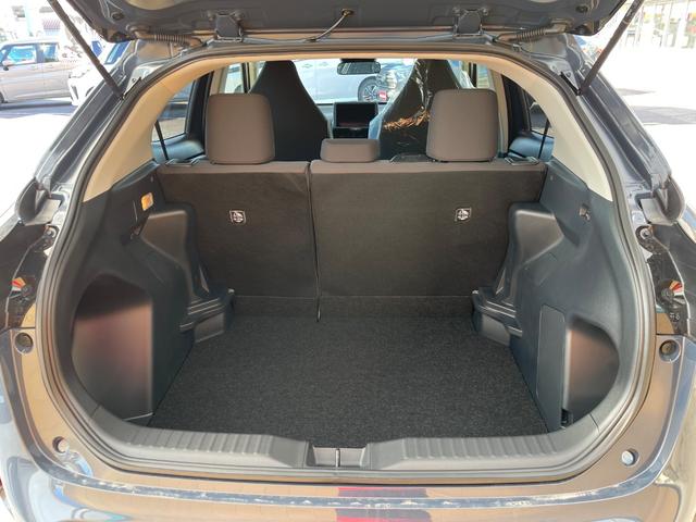 ヤリスクロス Ｘ　登録済未使用車　衝突被害軽減ブレーキ　コーナーセンサー　スマートキー　ディスプレイオーディオ　アダクティブクルーズコントロール　バックカメラ　ＥＴＣ　電動格納ドアミラー　光軸調整機能　横滑り防止機能（11枚目）