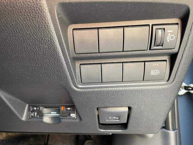 ヤリスクロス Ｘ　登録済未使用車　衝突被害軽減ブレーキ　コーナーセンサー　スマートキー　ディスプレイオーディオ　アダクティブクルーズコントロール　バックカメラ　ＥＴＣ　電動格納ドアミラー　光軸調整機能　横滑り防止機能（18枚目）