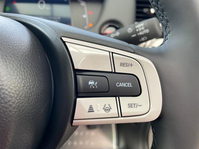 フィット ホーム　登録済未使用車　衝突被害軽減ブレーキ　スマートキー　コーナーセンサー　ＬＥＤヘッドライト　ディスプレイオーディオ　アダクティブクルーズコントロール　バックカメラ　電動格納ドアミラー　オートエアコン（17枚目）