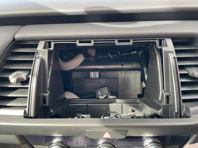 フィット ホーム　登録済未使用車　衝突被害軽減ブレーキ　スマートキー　コーナーセンサー　ＬＥＤヘッドライト　ディスプレイオーディオ　アダクティブクルーズコントロール　バックカメラ　電動格納ドアミラー　オートエアコン（19枚目）