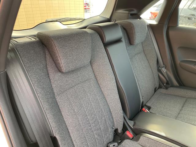 フィット ホーム　登録済未使用車　衝突被害軽減ブレーキ　スマートキー　コーナーセンサー　ＬＥＤヘッドライト　ディスプレイオーディオ　アダクティブクルーズコントロール　バックカメラ　電動格納ドアミラー　オートエアコン（22枚目）