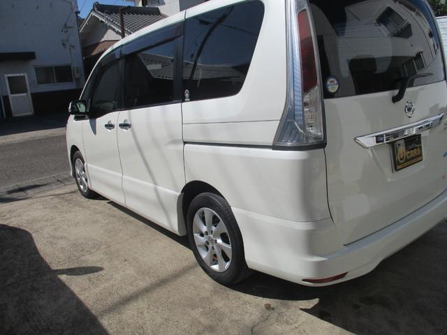 セレナ ハイウェイスター　ワンオーナー　ナビ　バックカメラ　ＥＴＣ車検９年３月（8枚目）