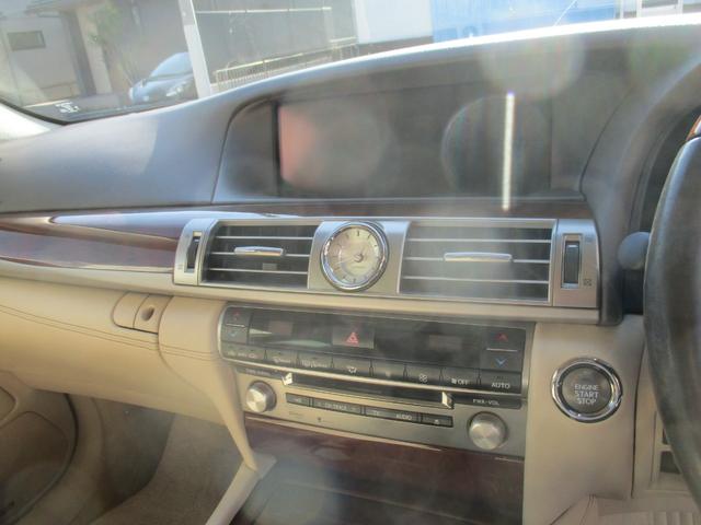 ＬＳ ＬＳ４６０　バージョンＣ　Ｉパッケージ　シートヒーター　ベンチレーター　パワートンク　オットマンシート（28枚目）