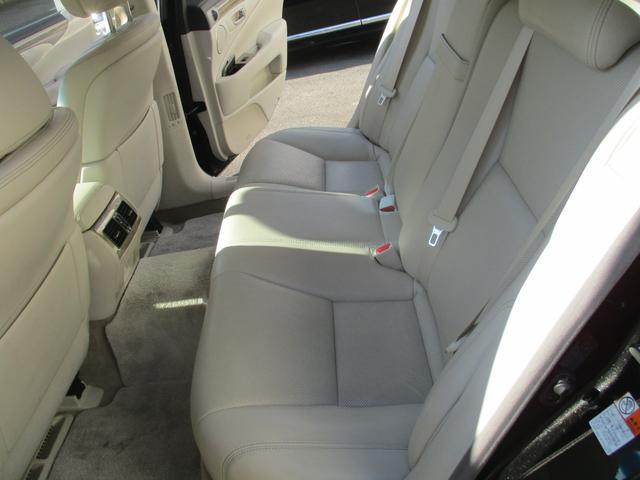 ＬＳ ＬＳ４６０　バージョンＣ　Ｉパッケージ　３眼ＬＥＤヘッド　シートヒーターベンチレーター　オットマンシート　マークレビンソンパワートランク　ドライブレコーダー（23枚目）