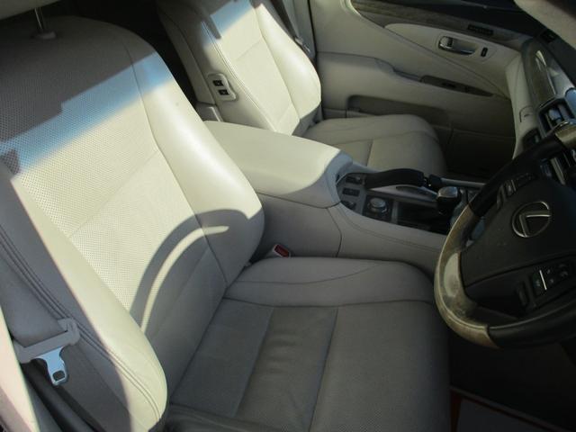 ＬＳ ＬＳ４６０　バージョンＣ　Ｉパッケージ　３眼ＬＥＤヘッド　シートヒーターベンチレーター　オットマンシート　マークレビンソンパワートランク　ドライブレコーダー（28枚目）