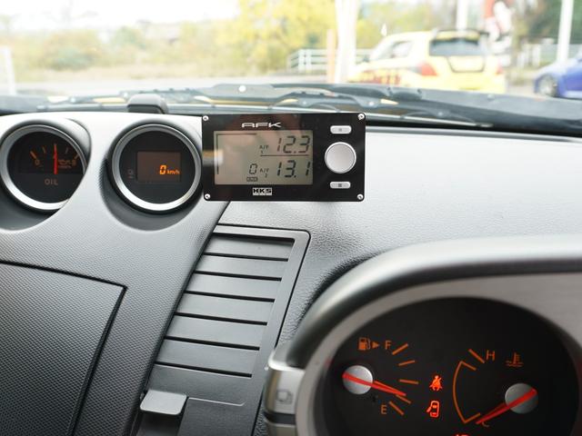 フェアレディＺ ３５ｔｈアニバーサリー　ＨＫＳコンロッド　東名ポンカム　ＧＴ７０４０スーパーチャージャー　前置きＩ／Ｃ　東名エキマニ　メタル触媒　Ｒ１チタンマフラー　アルミラジエター　オイルクーラー　Ｖプロ　ＯＳ技研ツインプレートクラッチ（31枚目）