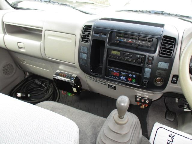 低温冷蔵冷凍車 スタンバイ 東プレ-30℃設定 ワイドロング 2t積 内寸421x193x194 5.3Lノンターボ 6速 KK-XZU410M 最大積載量2000キロ 車両総重量5935キロ(34枚目)