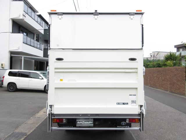 トヨエース 　アルミバン　垂直パワーゲート　５速　内寸３１１ｘ１７７ｘ１８５　準中型免許　５ｔ免許　２Ｌガソリン　１．４５ｔ積載　ＴＣ－ＴＲＹ２３０　コーキング処理済　最大積載量１４５０キロ　車両総重量３８７５キロ（18枚目）