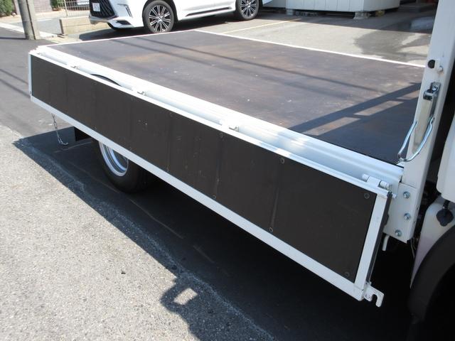 トヨエース 　平ボデー　ＡＴ　５ｔ限定免許可　内寸３１２ｘ１６９ｘ３８　準中型免許　標準ショート　４ナンバー　平　４Ｌターボ　ＴＰＧ－ＸＺＵ６０５　衝突軽減システム　最大積載量２０００キロ　車両総重量４４１５キロ（35枚目）