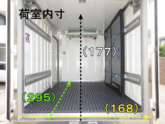トヨエース 　低温冷蔵冷凍車－２２℃設定　スタンバイ　内寸２９５ｘ１６８ｘ１７７　５速　準中型免許　５ｔ免許　クールマスター間仕切り　４Ｌターボ　ＴＫＧ－ＸＺＵ６０５　最大積載量２０００キロ　車両総重量４９６５キロ（7枚目）