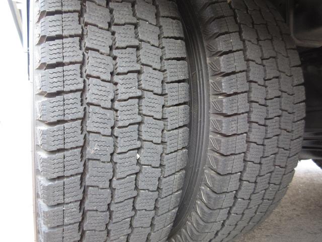トヨエース 　低温冷蔵冷凍車－２２℃設定　スタンバイ　内寸２９５ｘ１６８ｘ１７７　５速　準中型免許　５ｔ免許　クールマスター間仕切り　４Ｌターボ　ＴＫＧ－ＸＺＵ６０５　最大積載量２０００キロ　車両総重量４９６５キロ（21枚目）